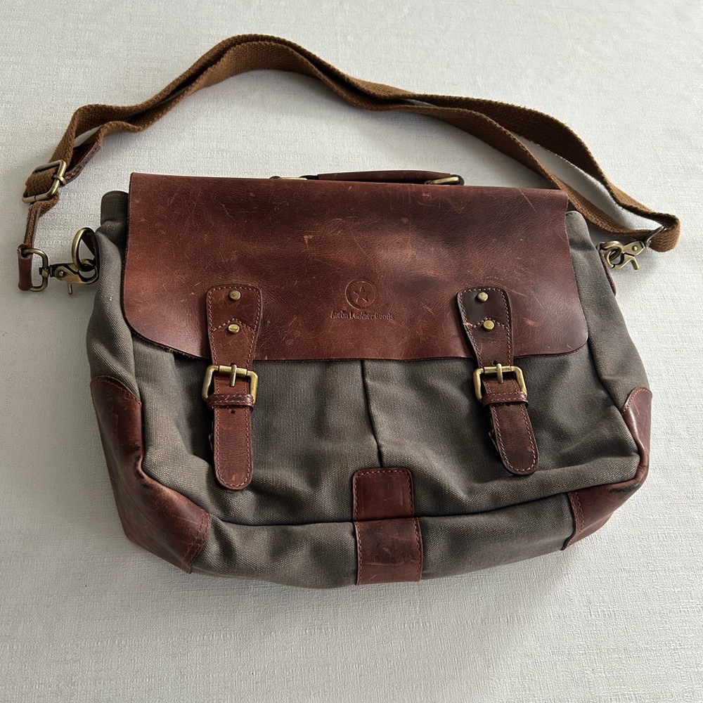 Aaron Leather Goods Leather and Canvas Laptop Messenger Bag